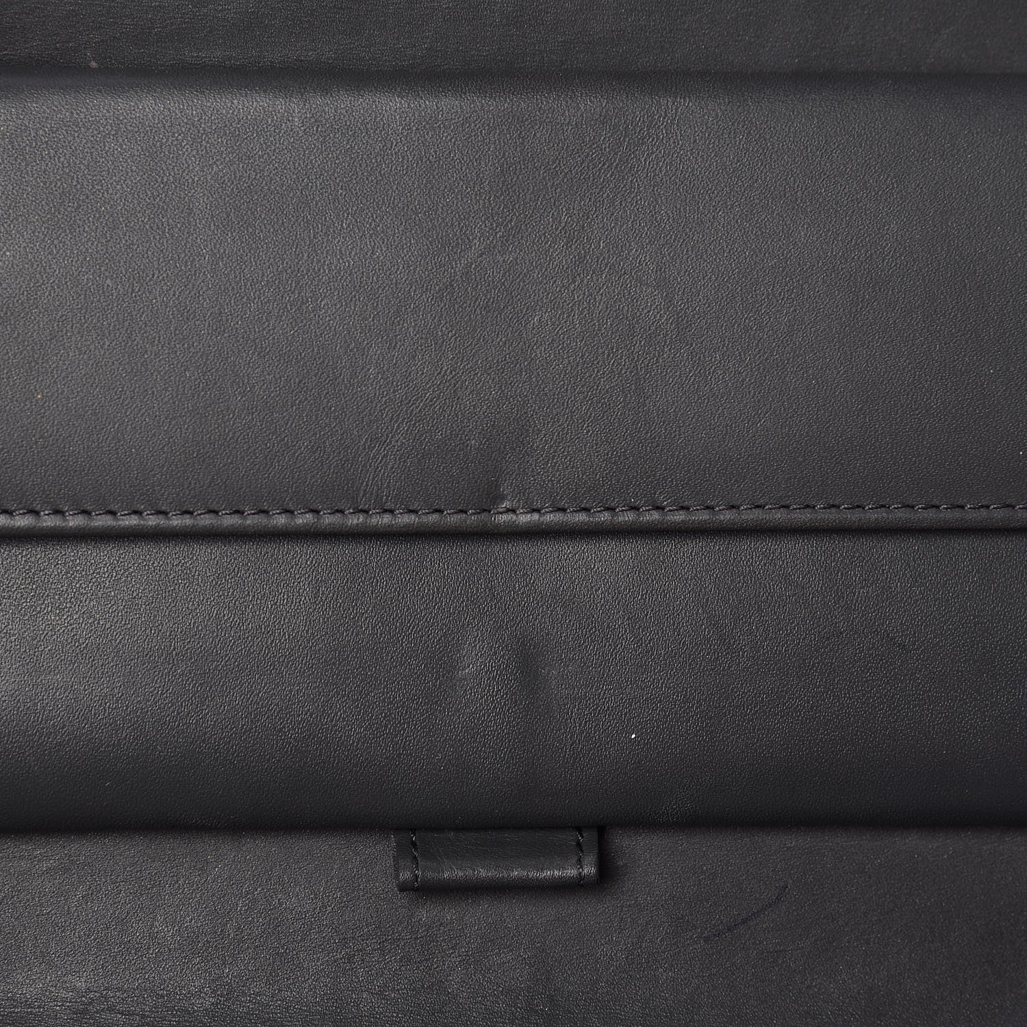 Louis Vuitton Mat Monogram Porte Tresor International Wallet Gris 7 of 8