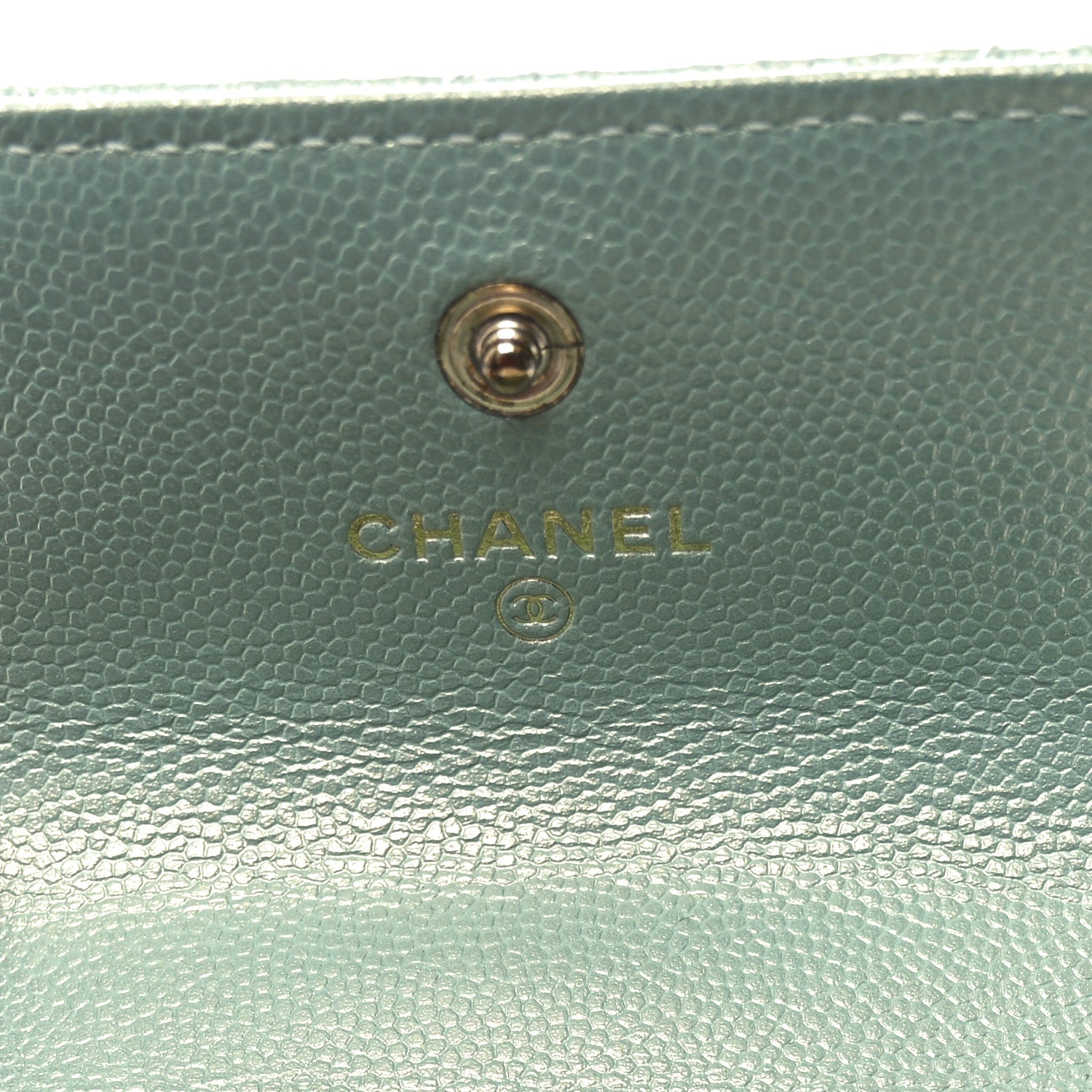 Chanel Iridescent Caviar Quilted Pearl On Top Coin Purse With Chain Light Green 6 of 9