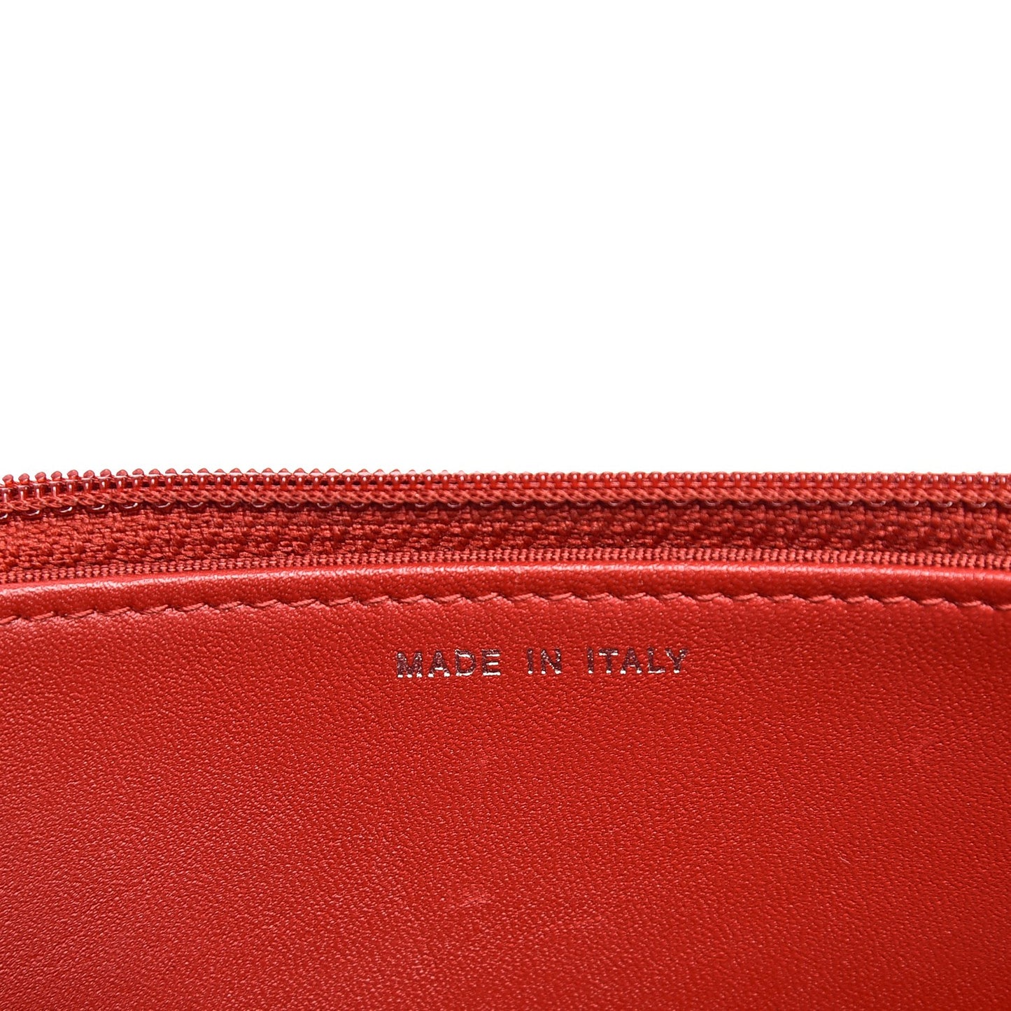Caviar Chevron Quilted Wallet On Chain WOC Red