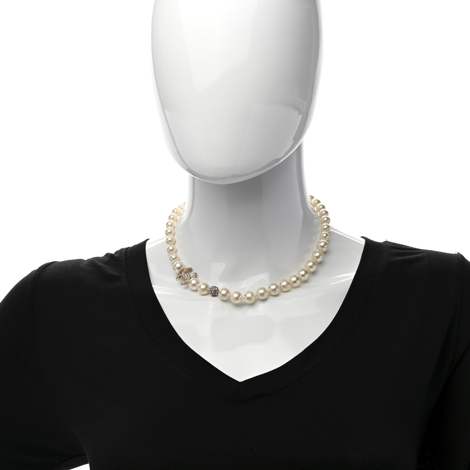Chanel Pearl Crystal CC Short Necklace Gold Pink 3 of 8