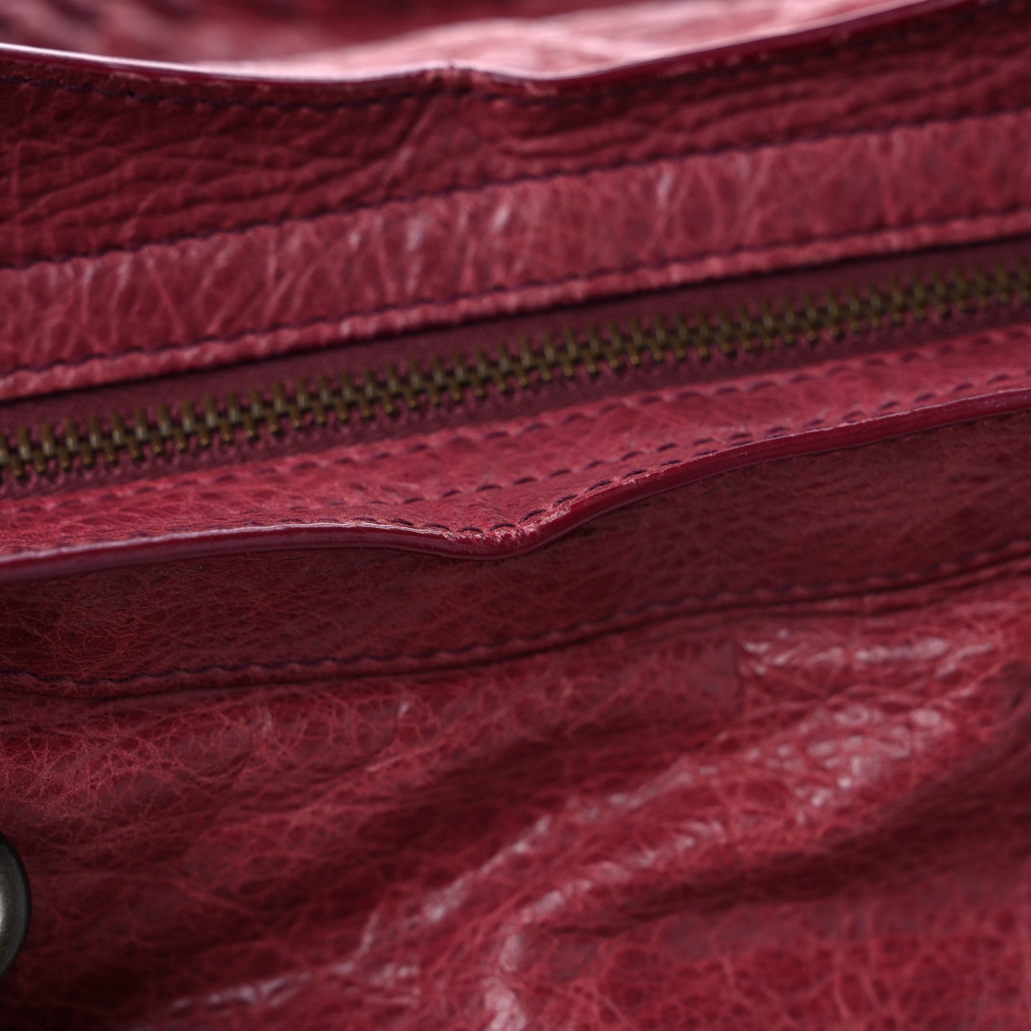 Balenciaga Agneau Classic Hardware City Cassis 14 of 17