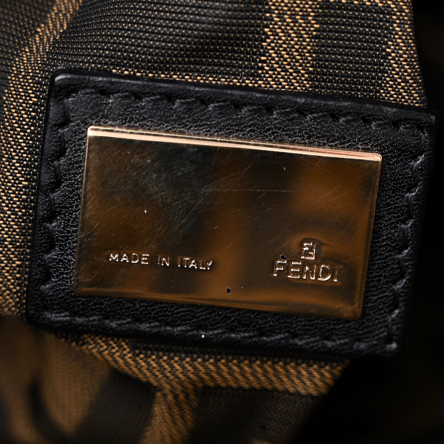 Fendi Crispe Vernice Spy Black 7 of 14