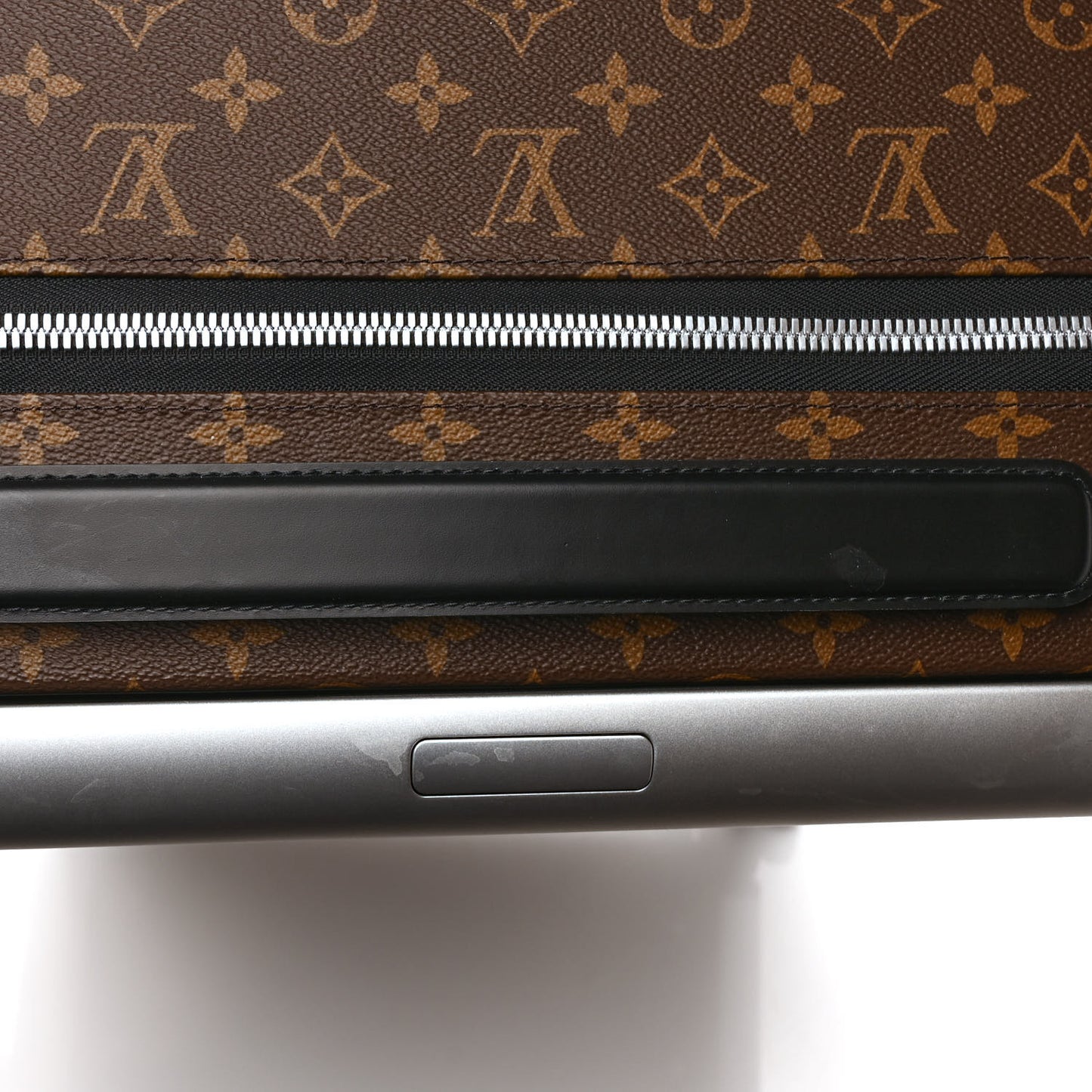 Monogram Horizon 55 Black