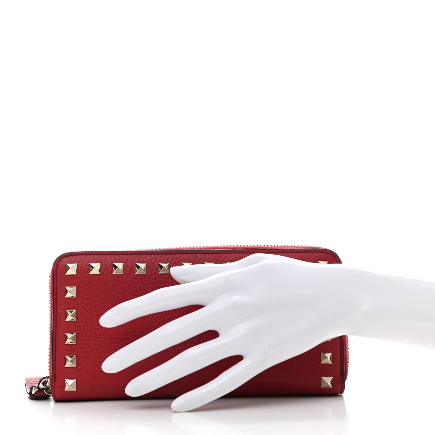 Pebbled Calfskin Rockstud Zip Around Wallet Rosso Valentino