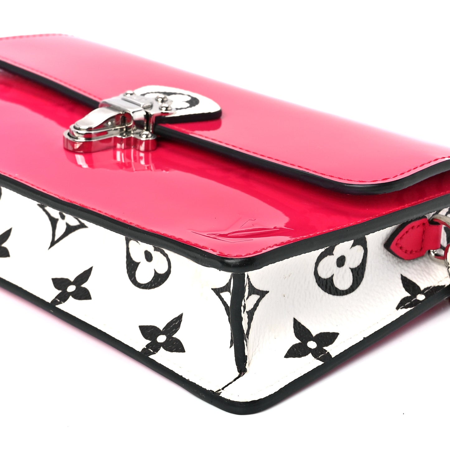 Patent Calfskin Monogram Cherrywood Chain Wallet Berlingot Pink