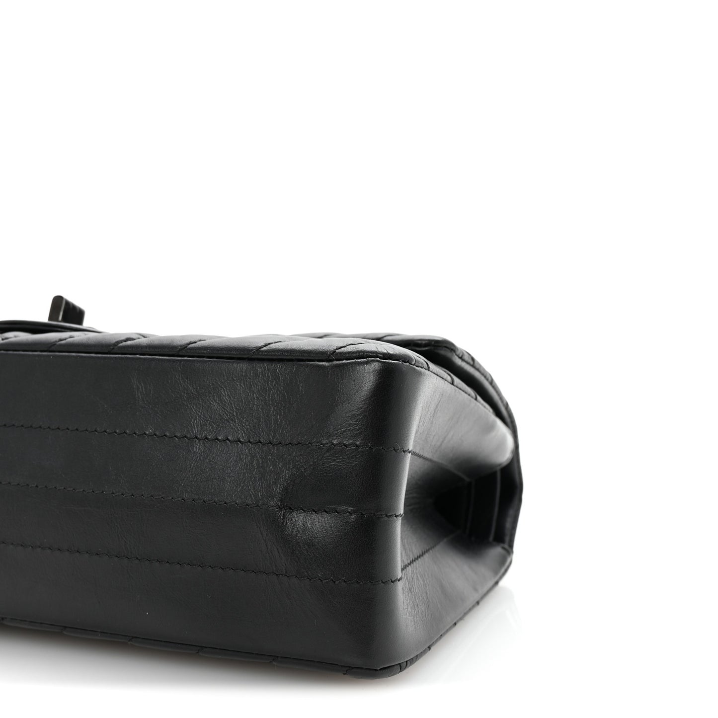 Aged Calfskin Chevron Quilted 2.55 Reissue 225 Flap So Black