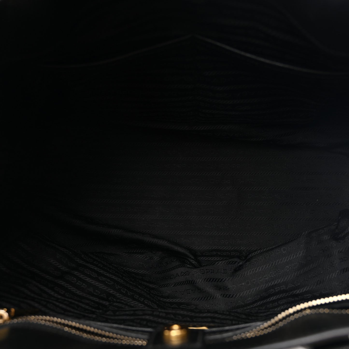Saffiano Lux Large Tote Black