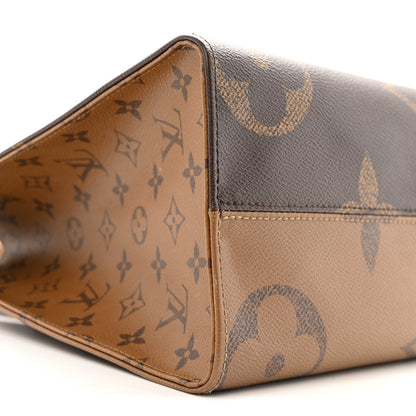 Louis Vuitton Reverse Monogram Giant Onthego MM 9 of 13
