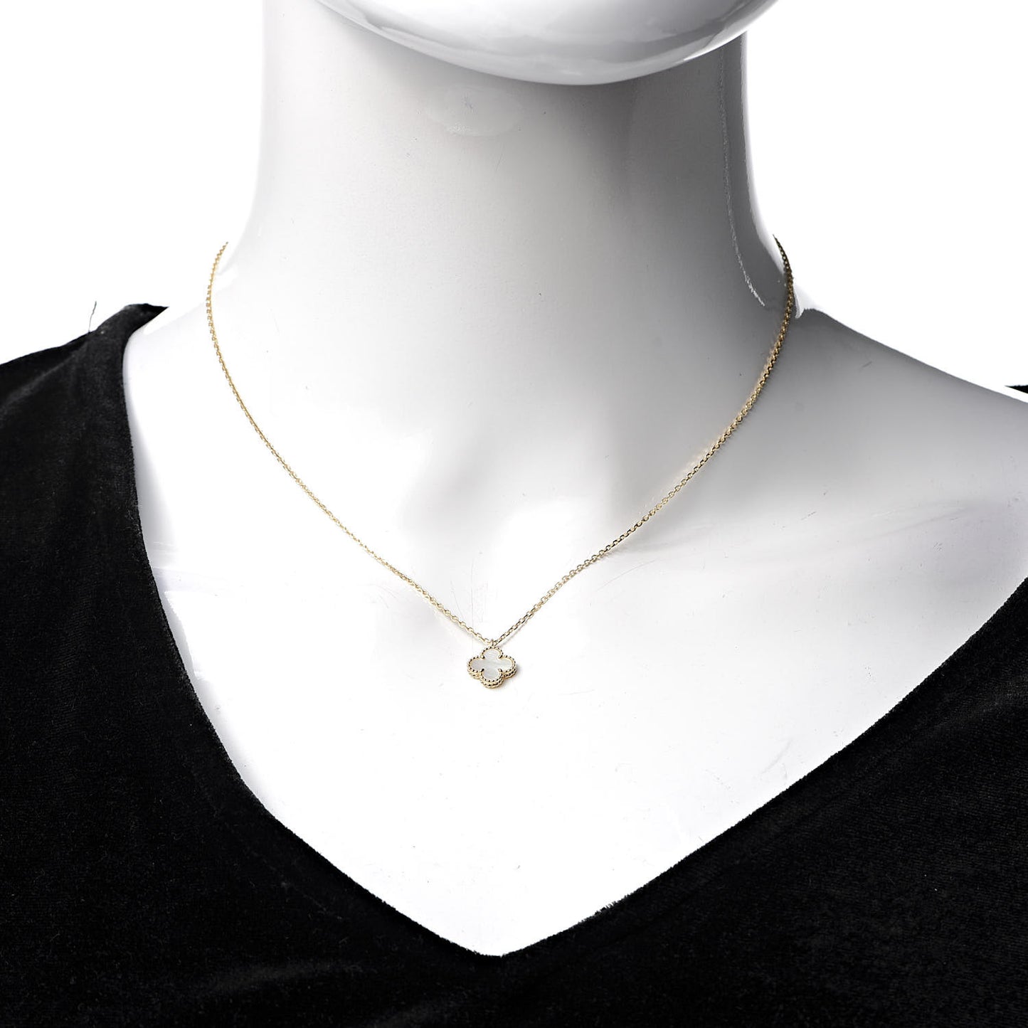 18K Yellow Gold Mother of Pearl Sweet Alhambra Pendant Necklace