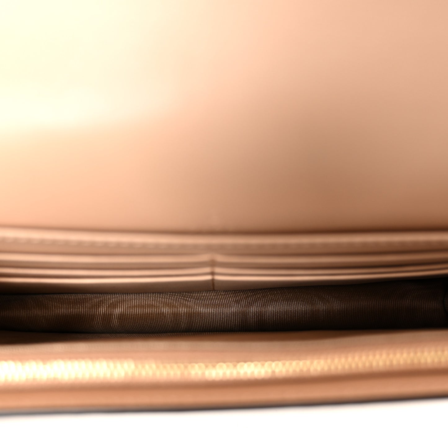 Calfskin GG Matelasse Chain Wallet Perfect Pink