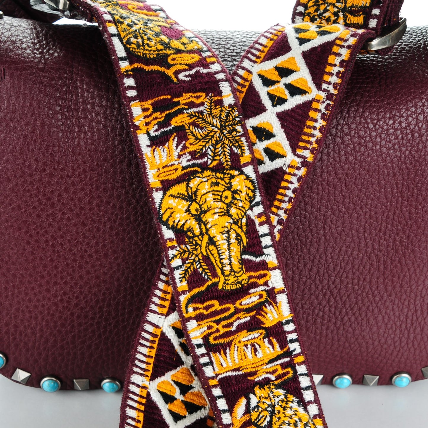 Calfskin Medium Guitar Strap Rockstud Rolling Flap Saddle Bag Wine