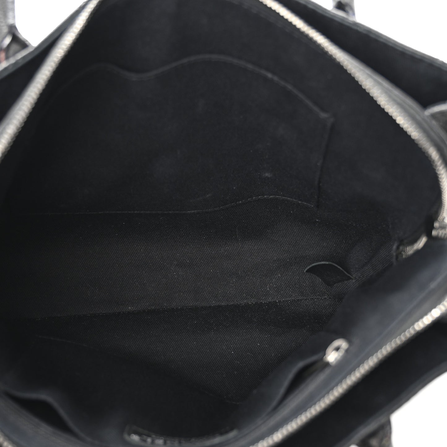 Grained Vegetal Calfskin Small Urban Shopping Tote Black