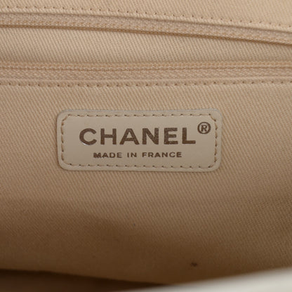Chanel Calfskin Large Diamond Stitch Tote White 5 of 7