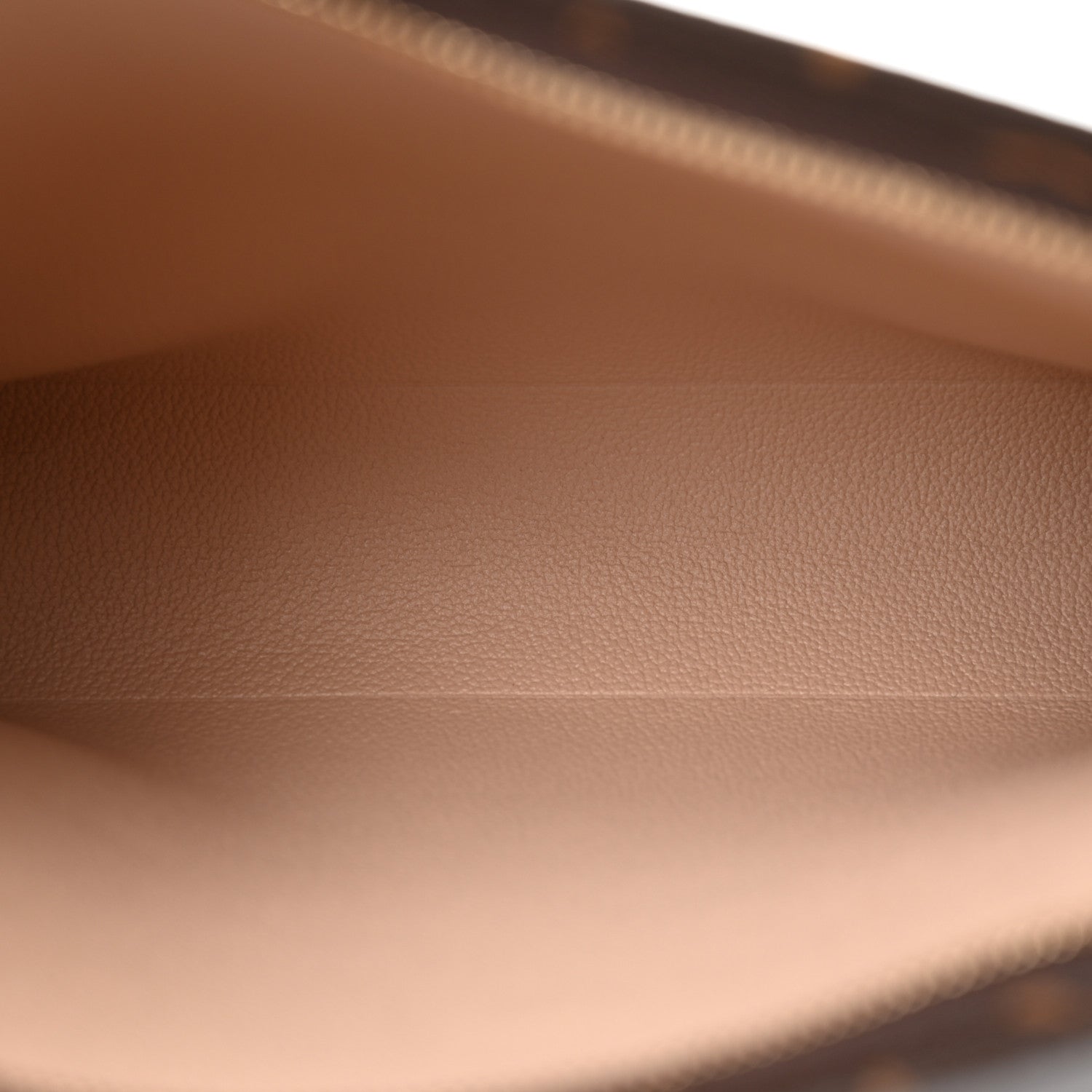 Louis Vuitton Monogram Toiletry Pouch 26 5 of 10