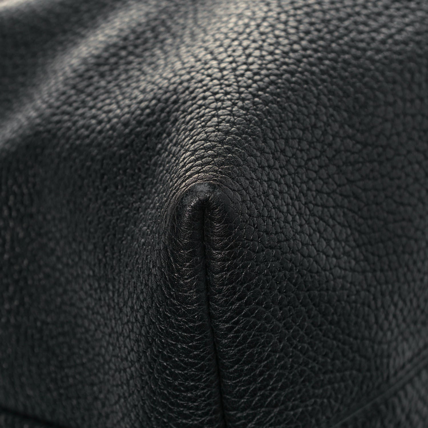 Burberry London Grainy Calfskin Medium Baynard Tote Black 8 of 13