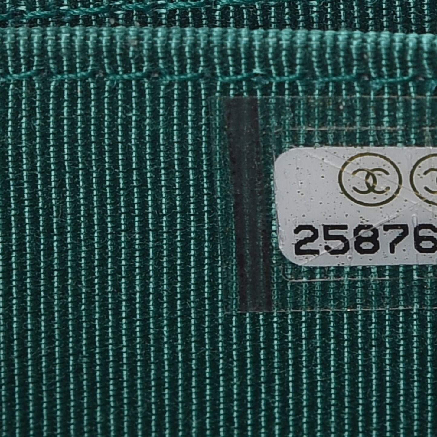 Metallic Caviar Quilted Zip Coin Purse Green