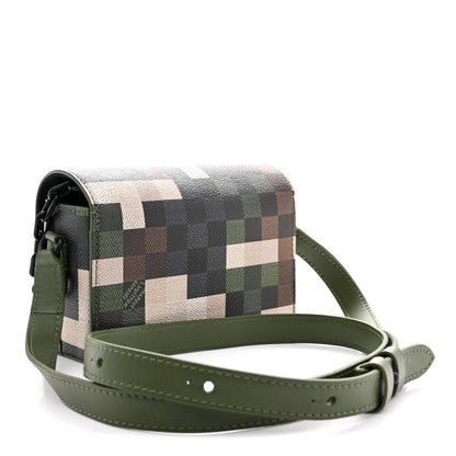Louis Vuitton Damoflage Steamer Wearable Wallet Green 3 of 9