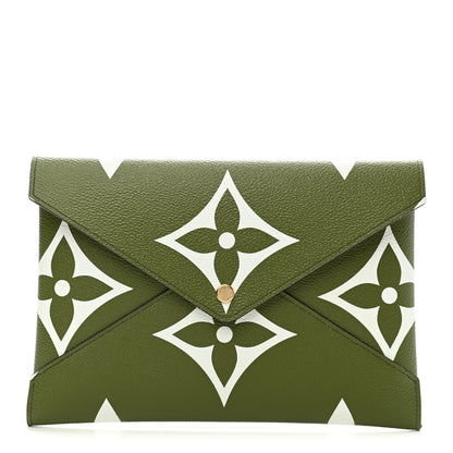 Louis Vuitton Monogram Giant Kirigami Pochette Set 3 of 8