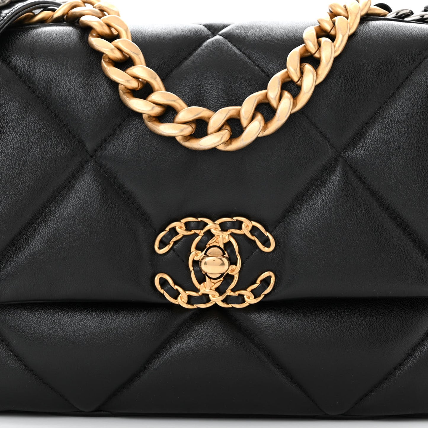 Lambskin Quilted Medium Chanel 19 Flap Black