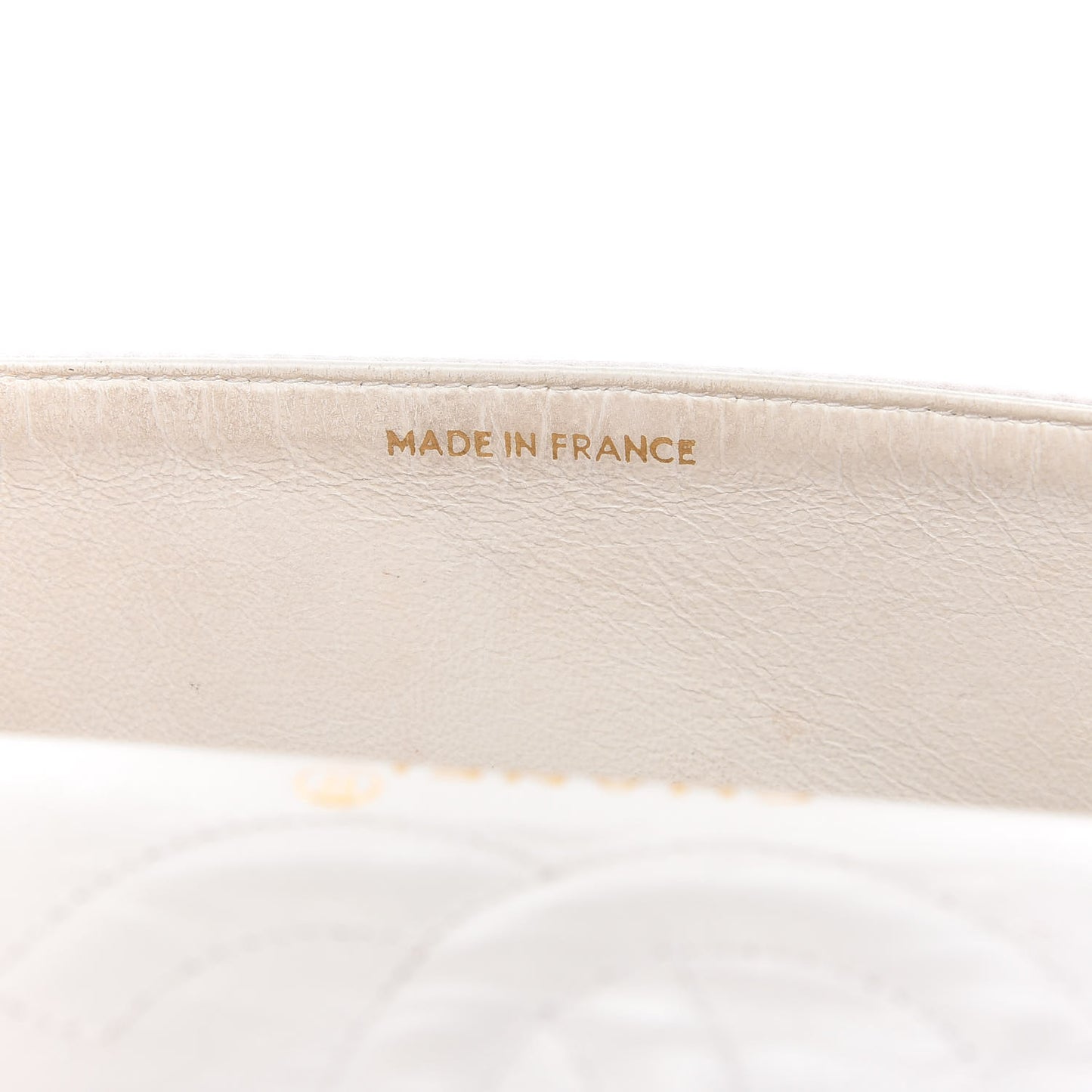 Neoprene Quilted Medium Double Flap White