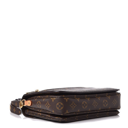Louis Vuitton Monogram Pochette Metis 4 of 9