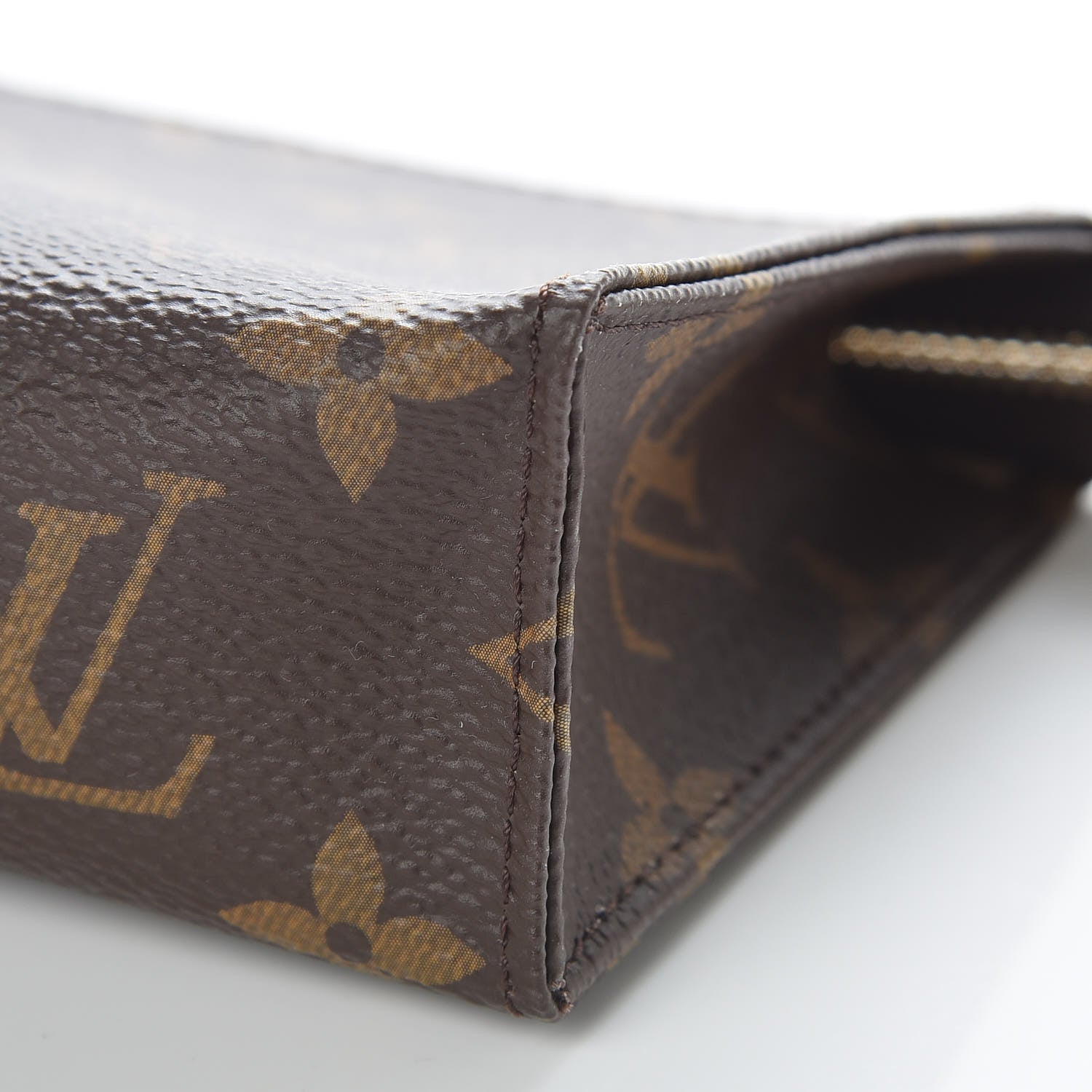 Louis Vuitton Monogram Toiletry Pouch 15 9 of 10