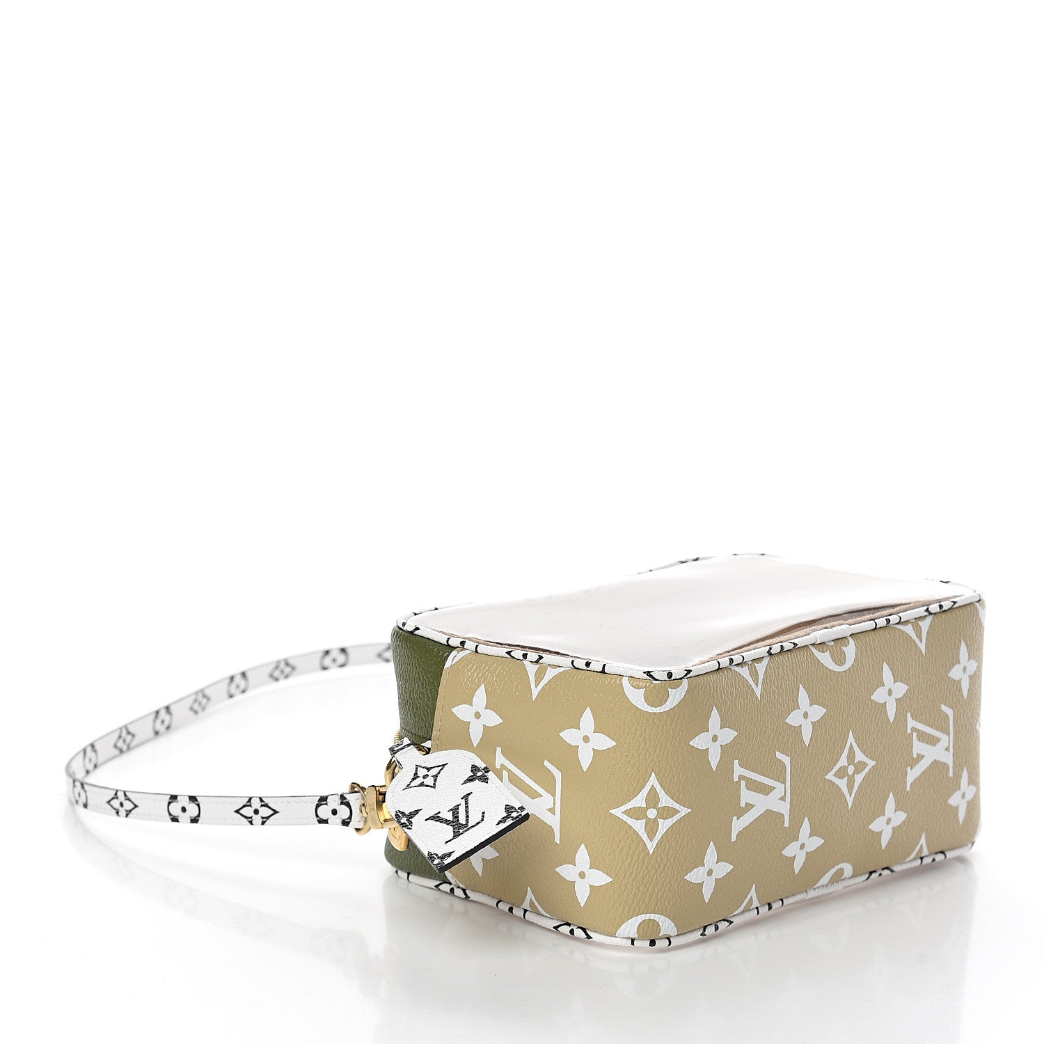 Louis Vuitton Monogram Giant Beach Pouch Kaki 3 of 7