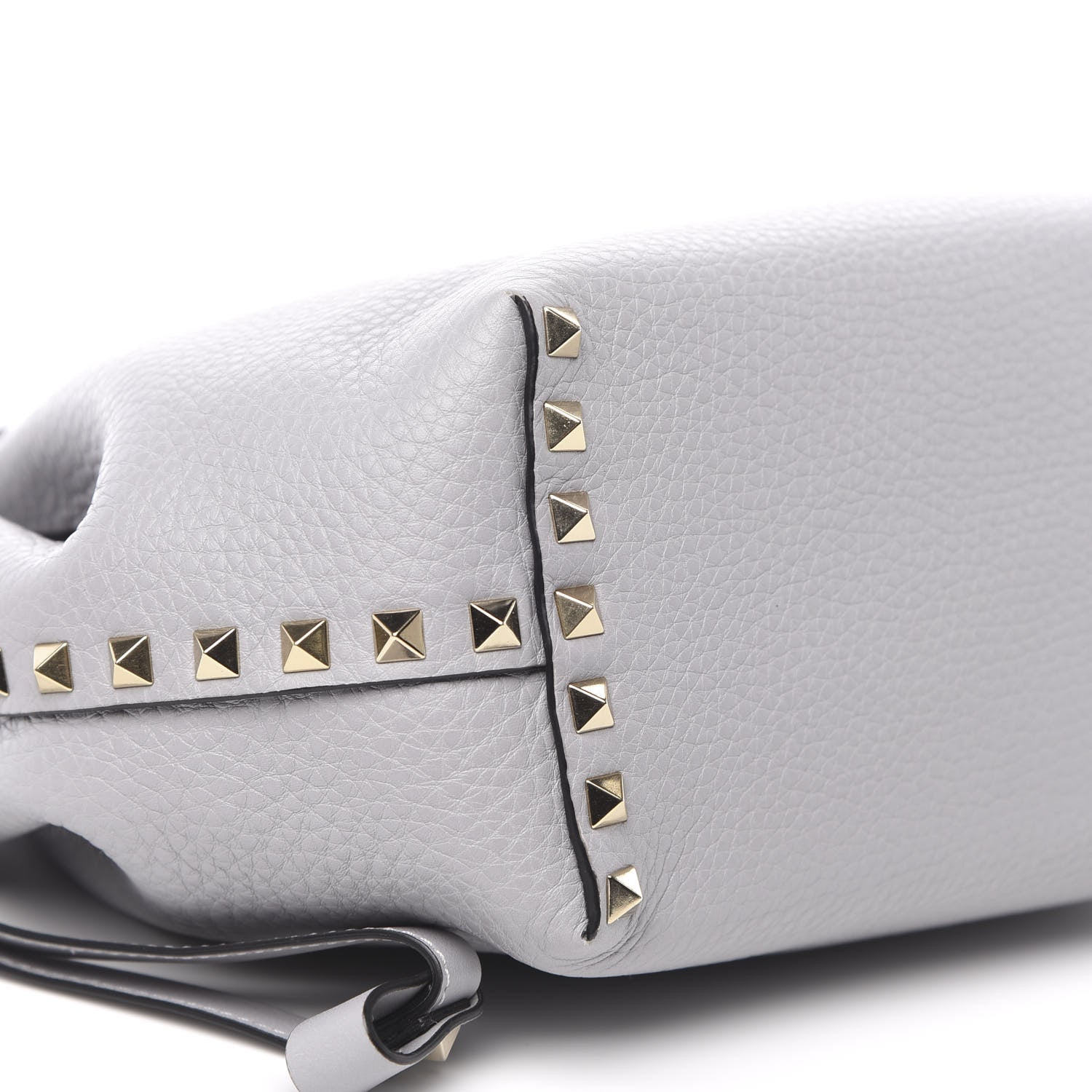 Valentino Garavani Grained Calfskin Rockstud Bucket Bag Pastel Grey 7 of 9