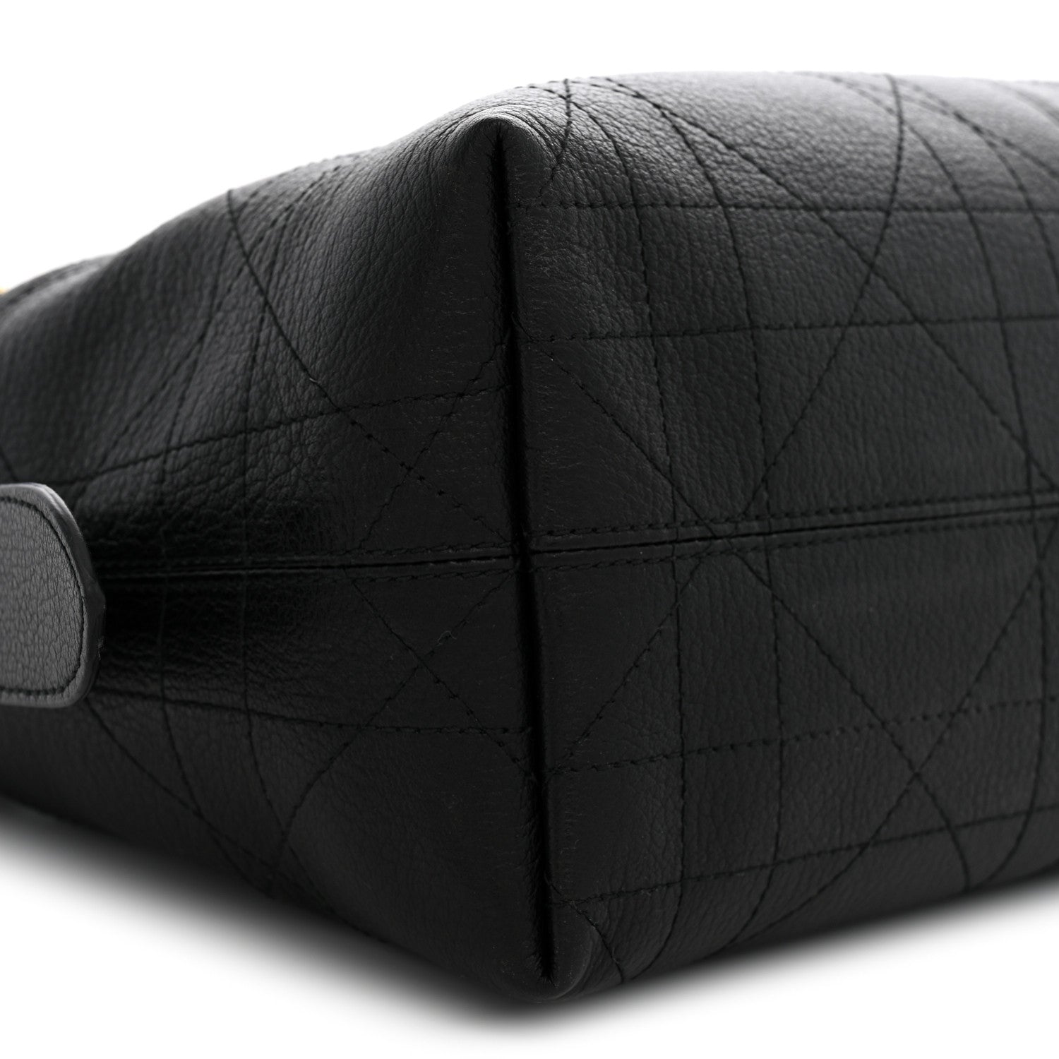 Christian Dior Grained Calfskin Flat Macrocannage Medium Voyage Bag Black 9 of 10