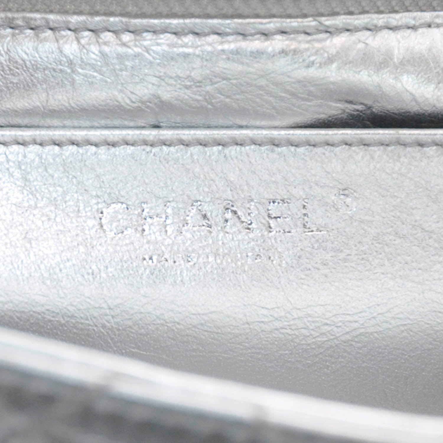 Chanel Lambskin Reissue 2.55 Clutch Silver 8 of 9
