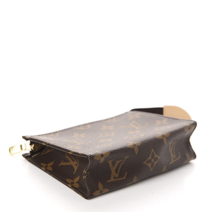 Louis Vuitton Monogram Toiletry Pouch 15 4 of 8