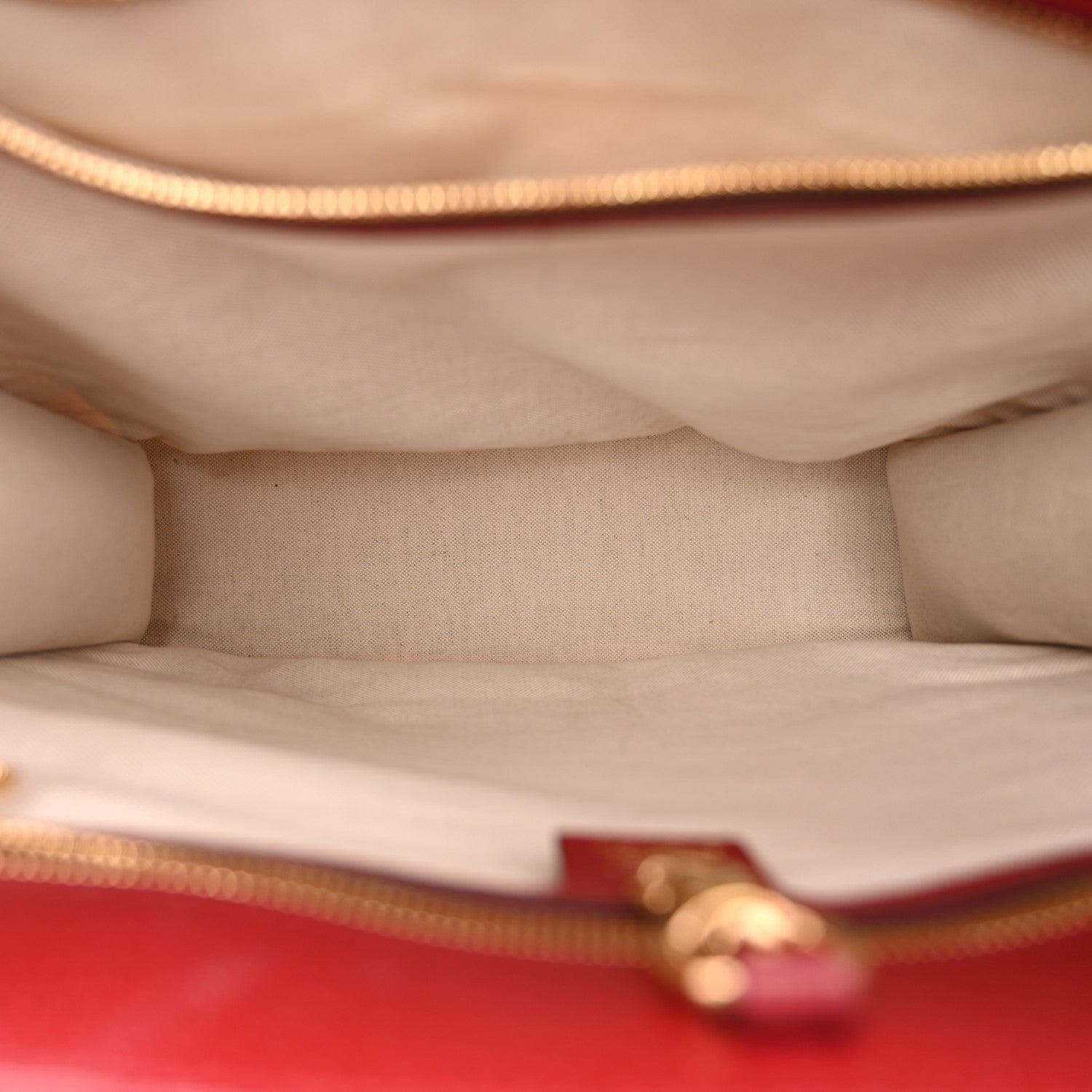 Gucci X DORAEMON Vintage Mini GG Supreme Monogram Medium Tote Bag Beige Cherry Red 5 of 10