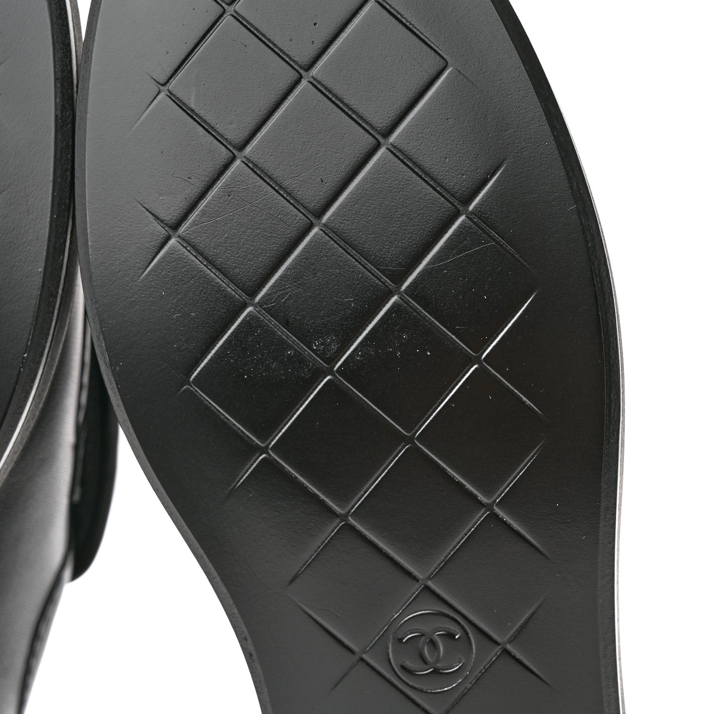 Lambskin Quilted CC Turnlock Loafers 37 Black