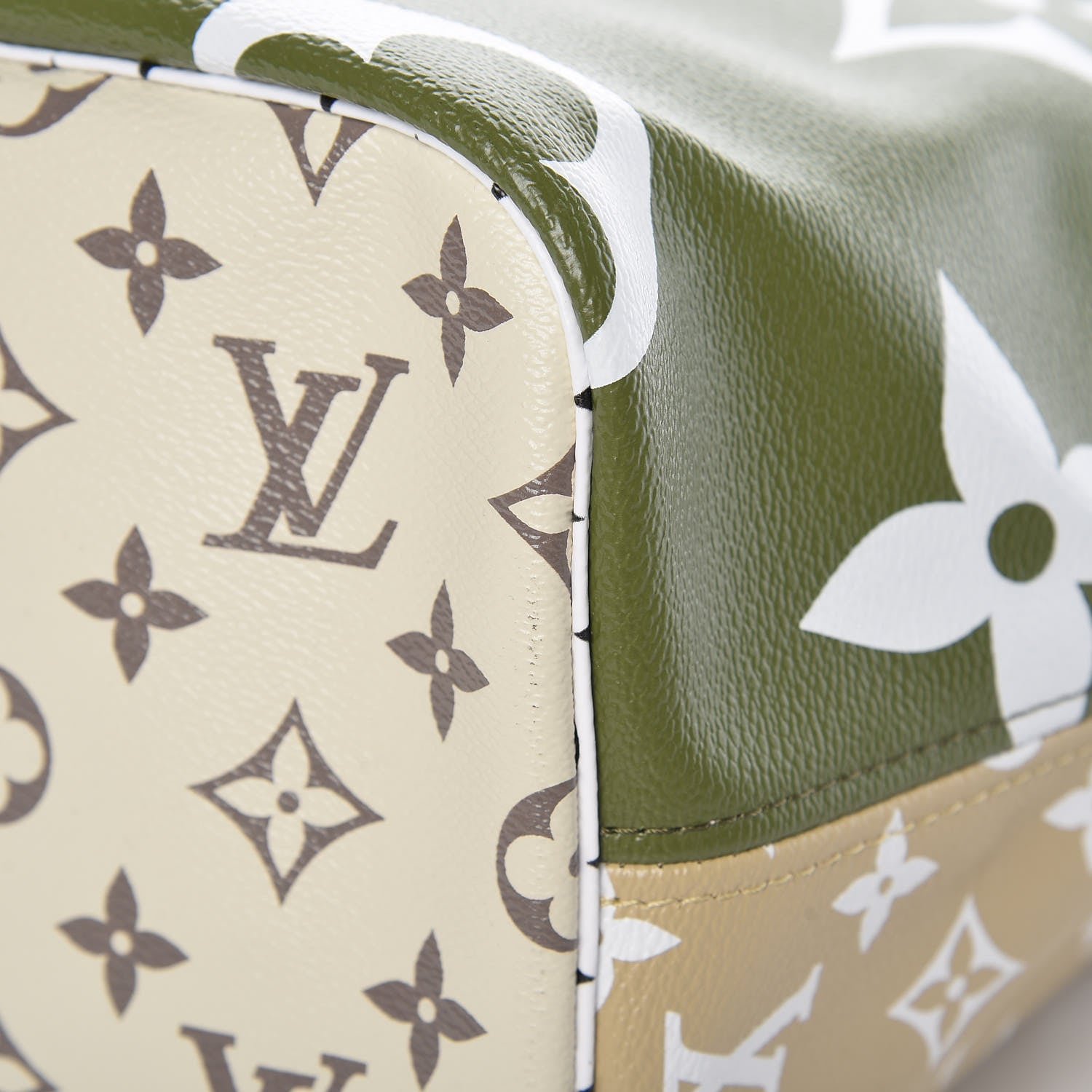 Louis Vuitton Monogram Giant Neverfull MM Kaki 10 of 10