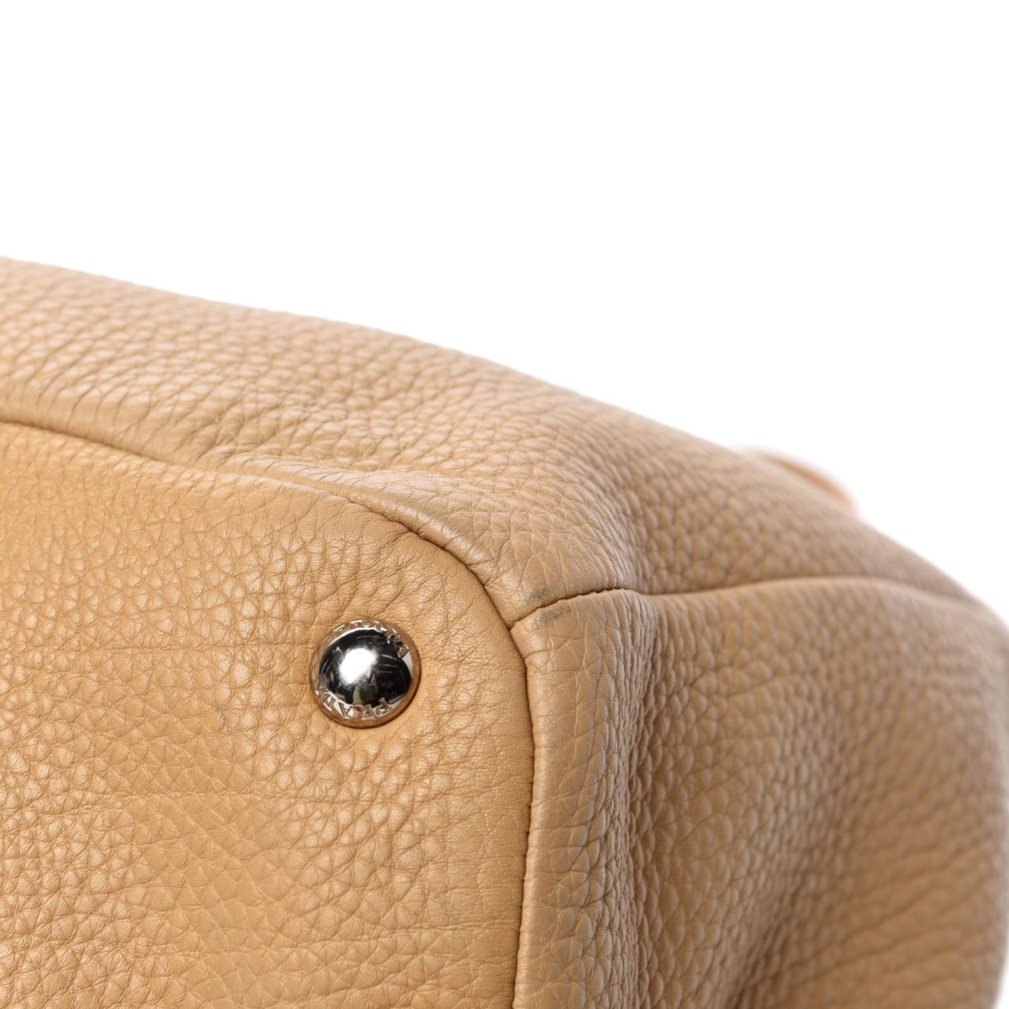 Vitello Daino Pushlock Tote Sughero
