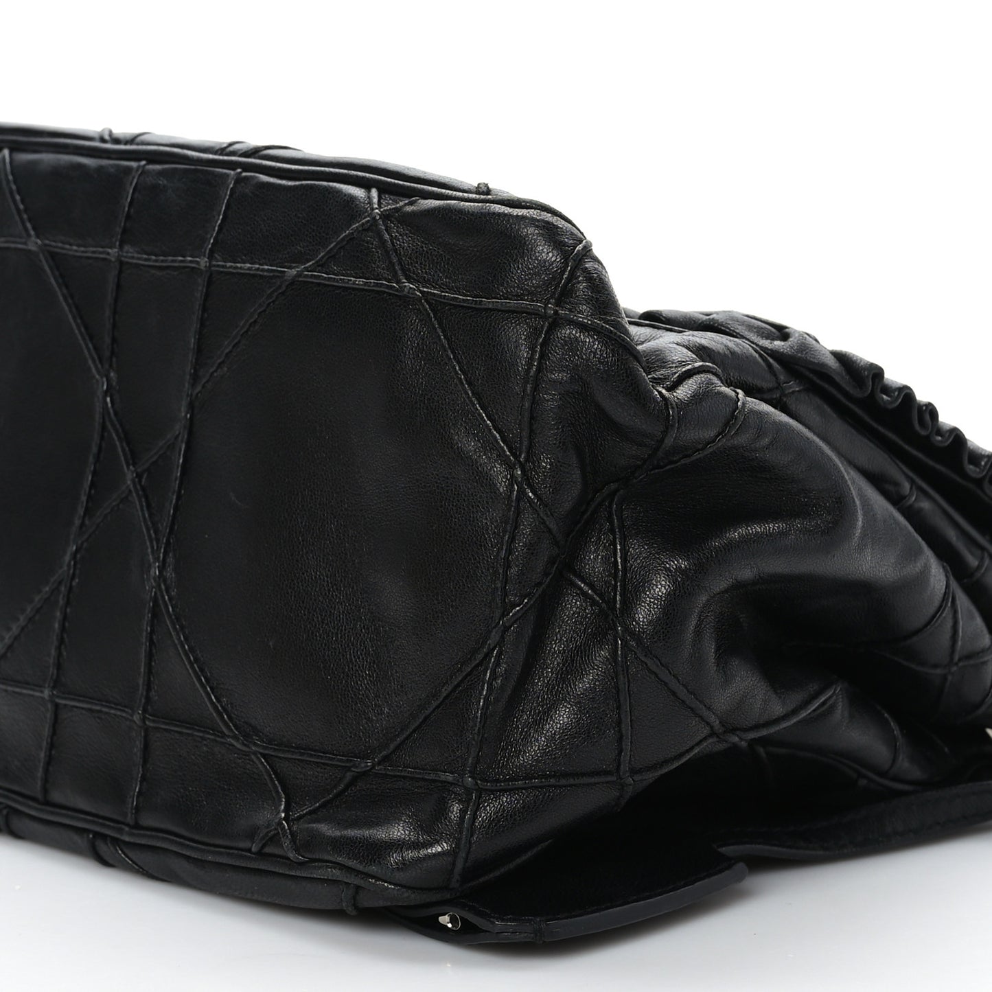 Lambskin Cannage Ruffle New Lock Flap Black