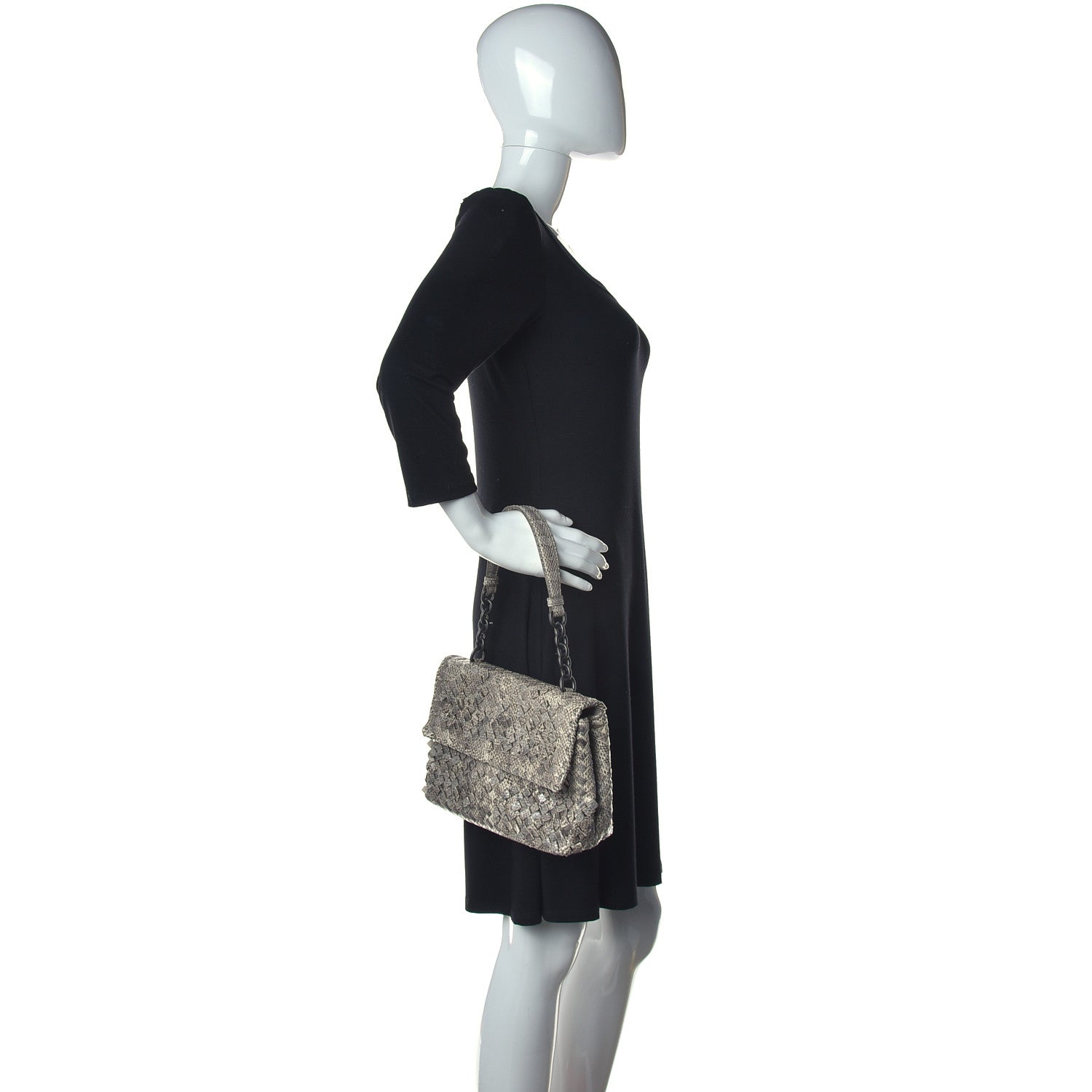Bottega Veneta Tobu Ayers Intrecciato Small Olimpia Shoulder Bag Beige 2 of 10