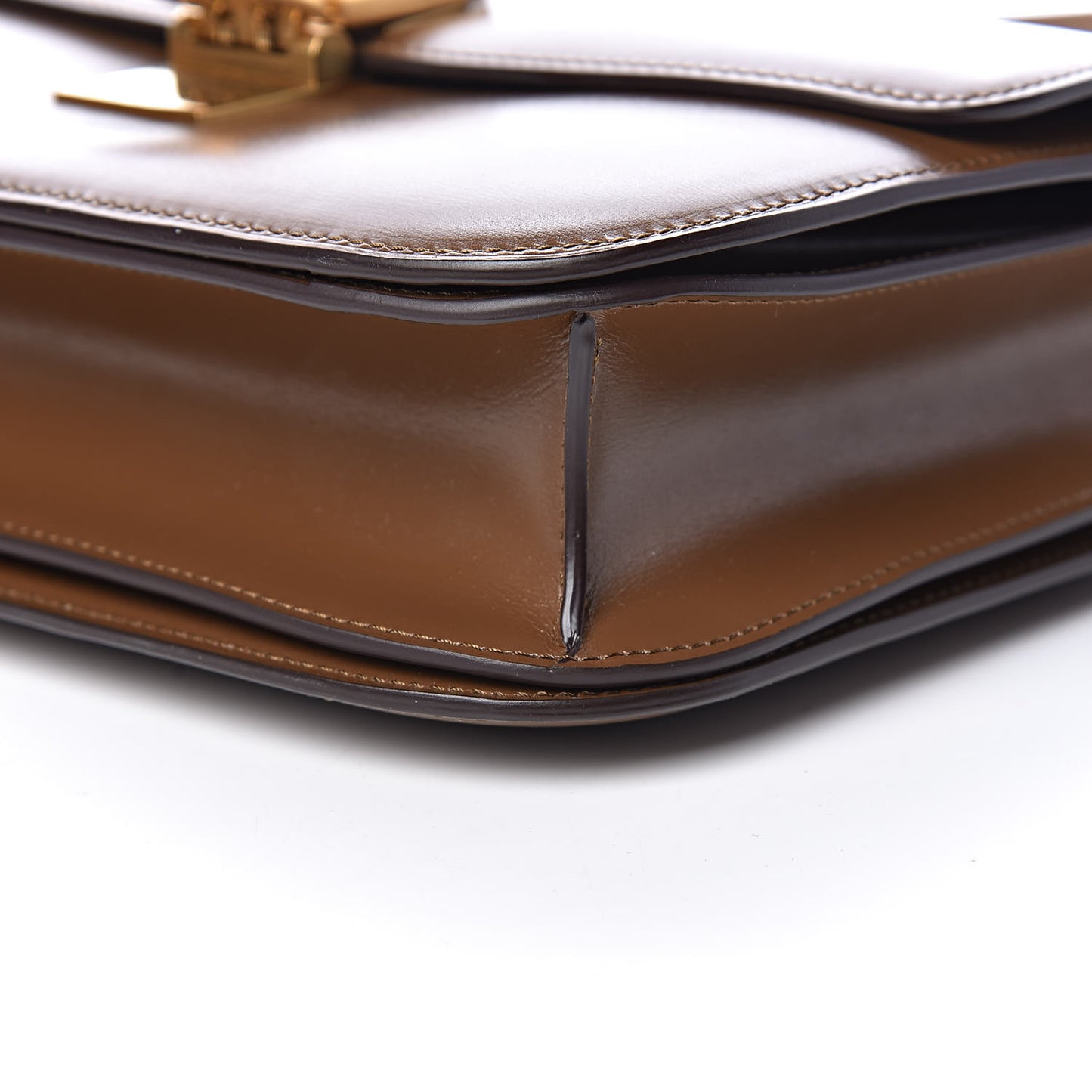 Box Calfskin Medium Classic Box Flap Bag Camel