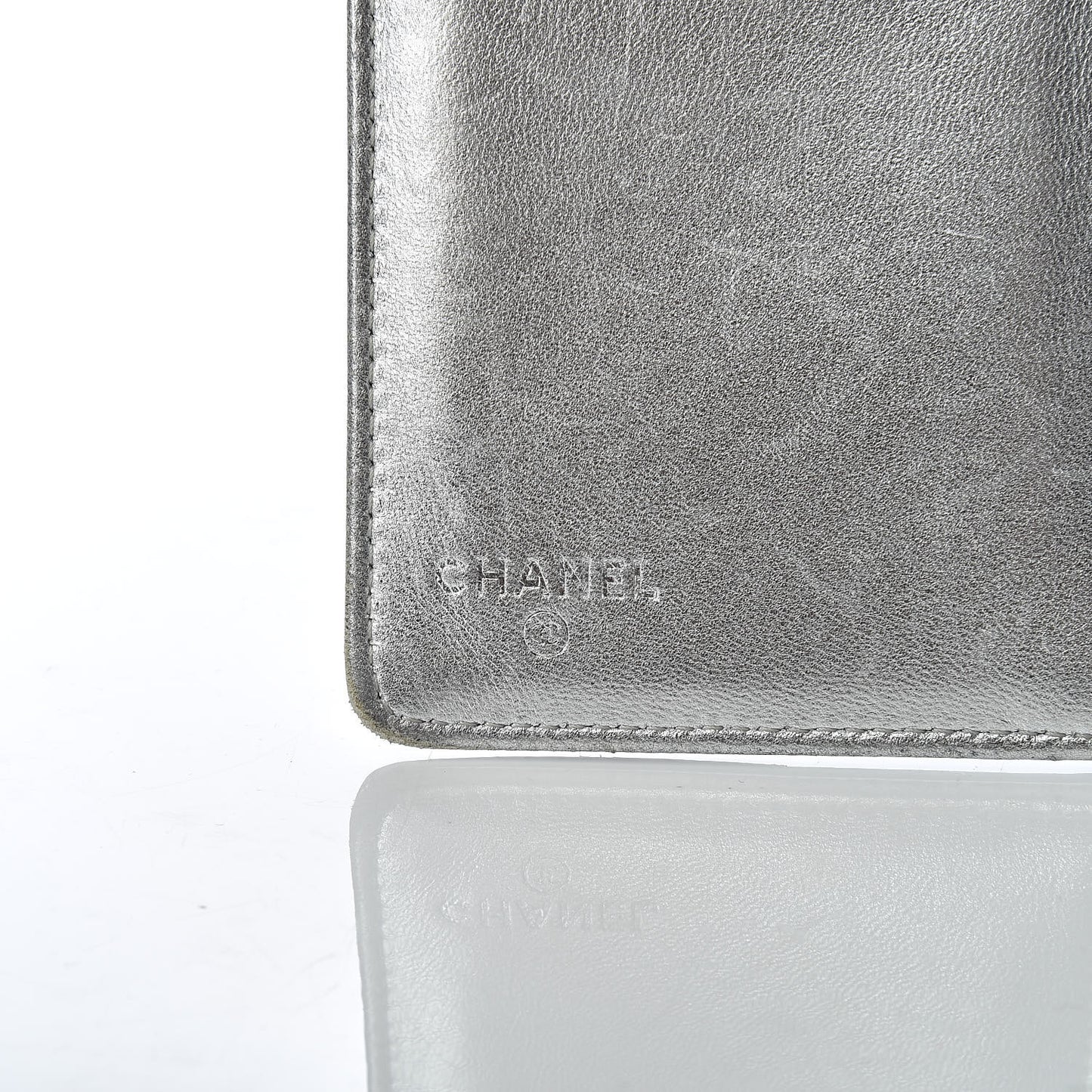 Metallic Patent Calfskin Quilted Lucky Symbols Yen Wallet Silver