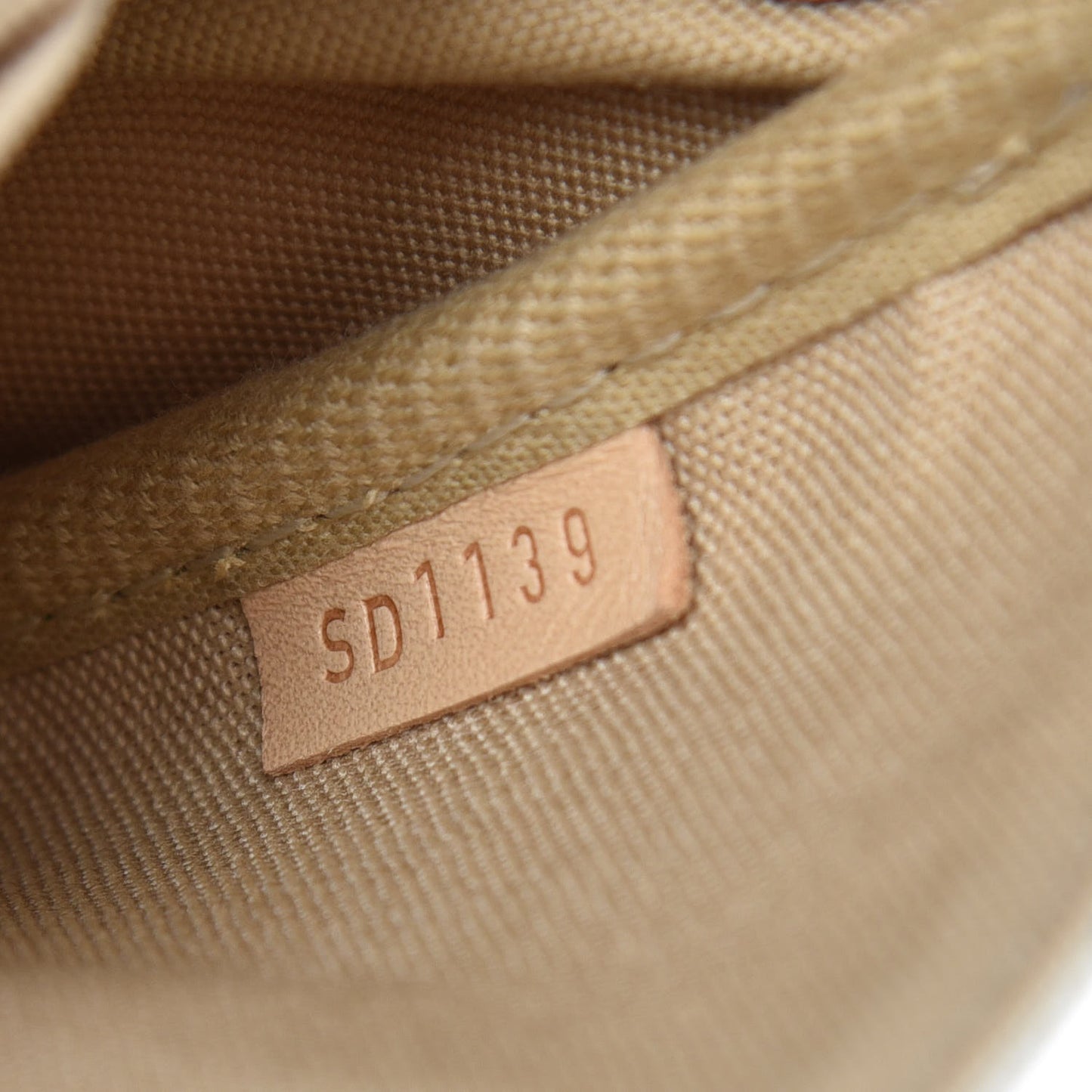 Damier Azur Favorite MM
