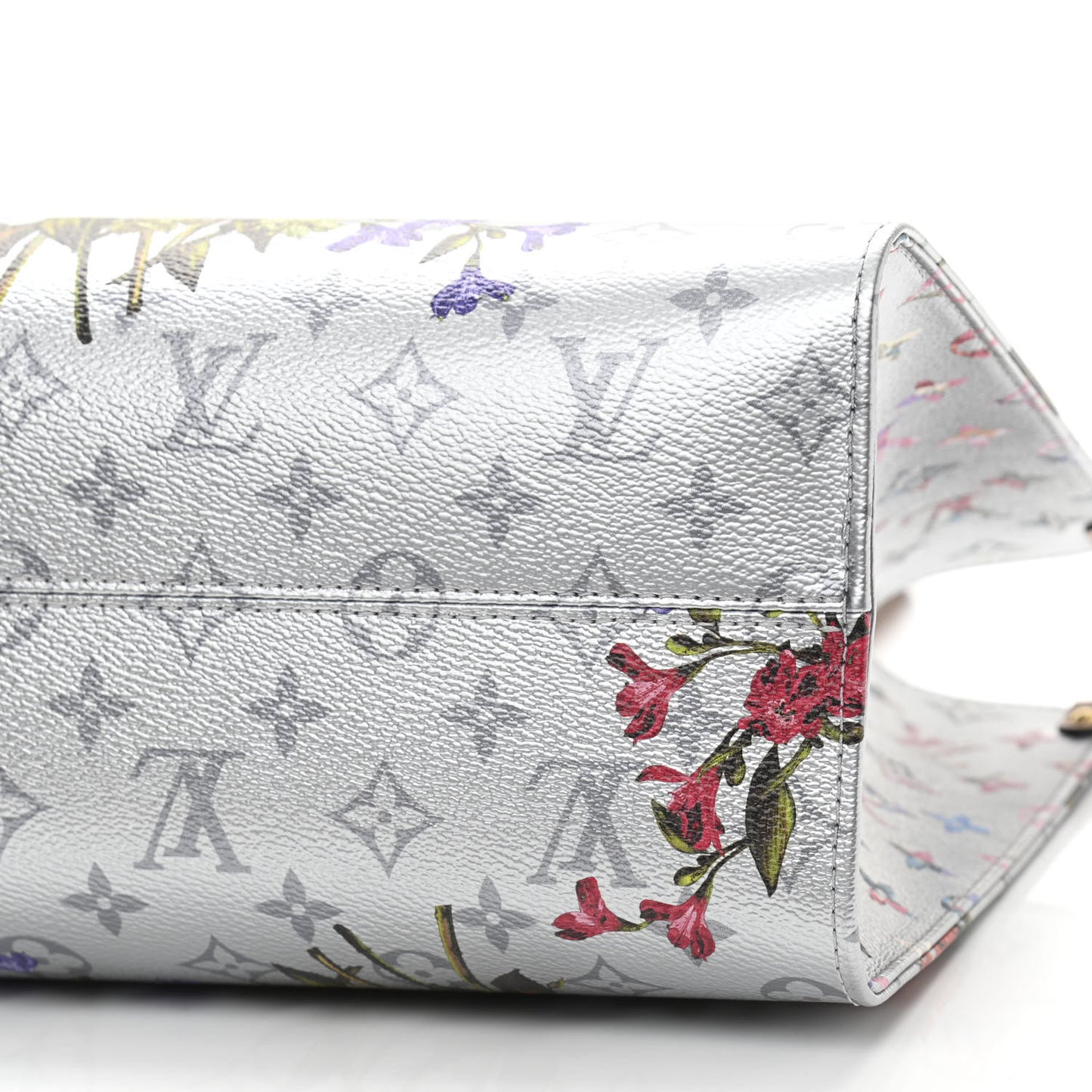 Metallic Monogram LV Garden OnTheGo MM Silver