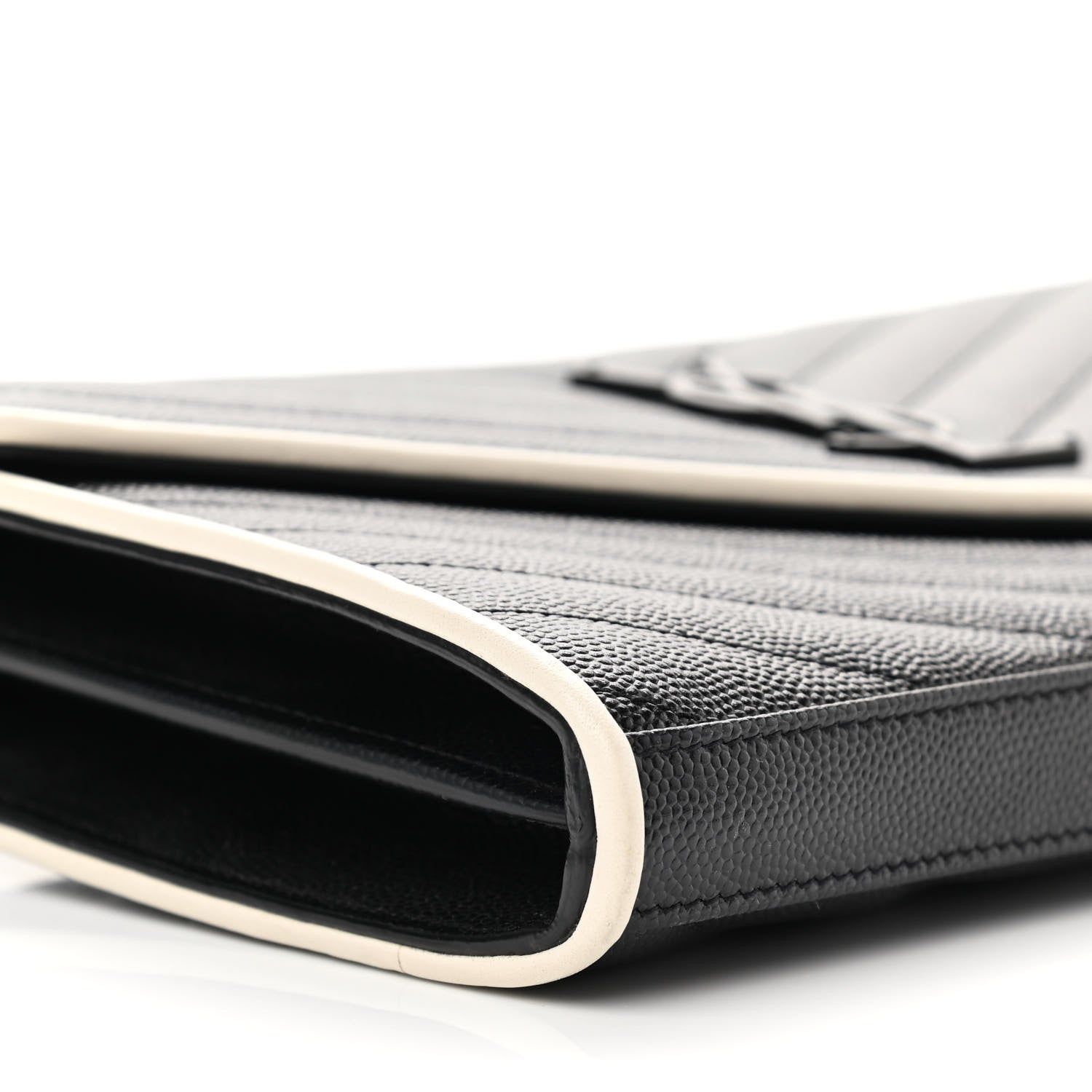 Saint Laurent Grain De Poudre Matelasse Chevron Monogram Chain Wallet Black White 9 of 13