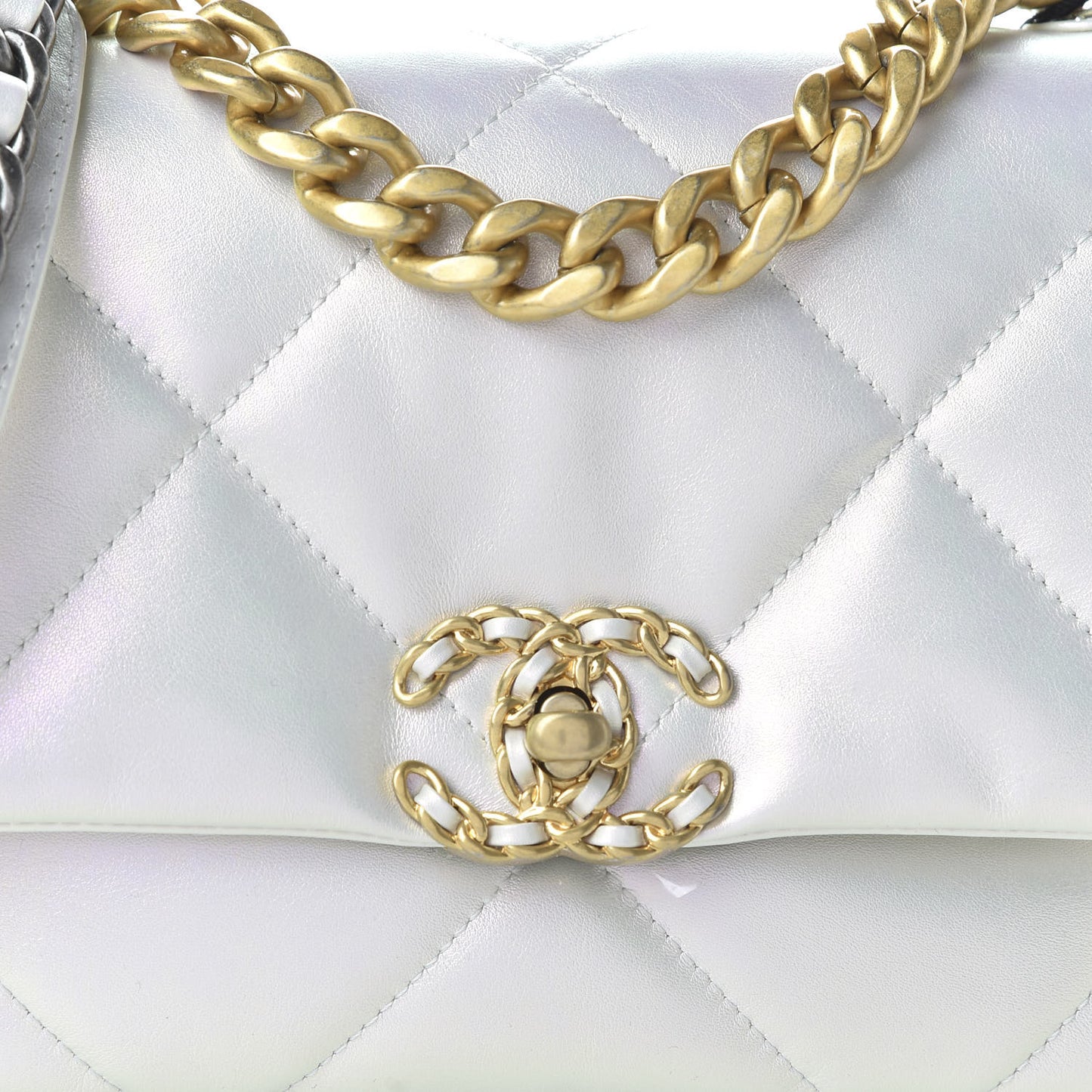 Iridescent Calfskin Quilted Medium 19 Flap White