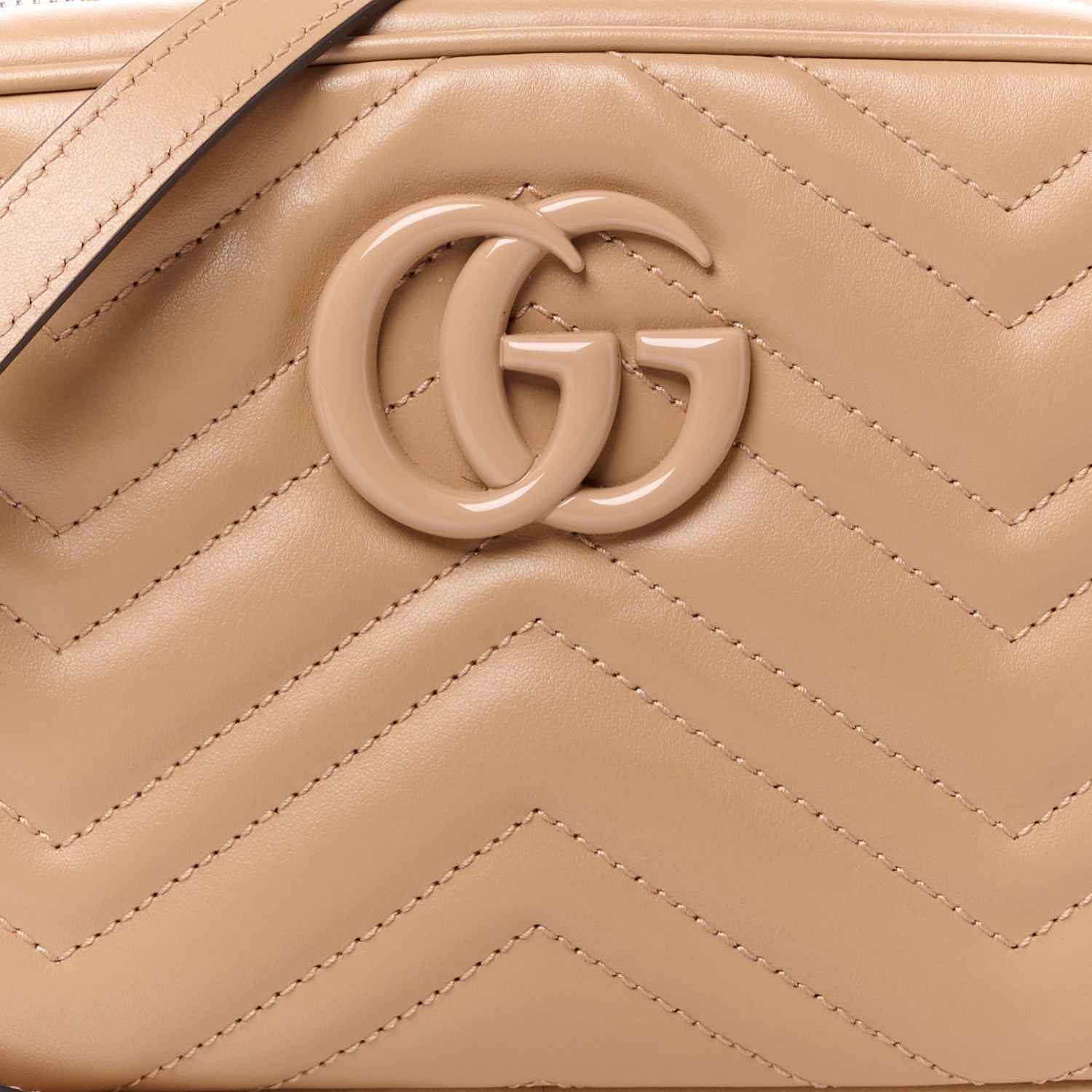 Gucci Calfskin Matelasse Monochrome Small GG Marmont Chain Shoulder Bag Camelia 8 of 13