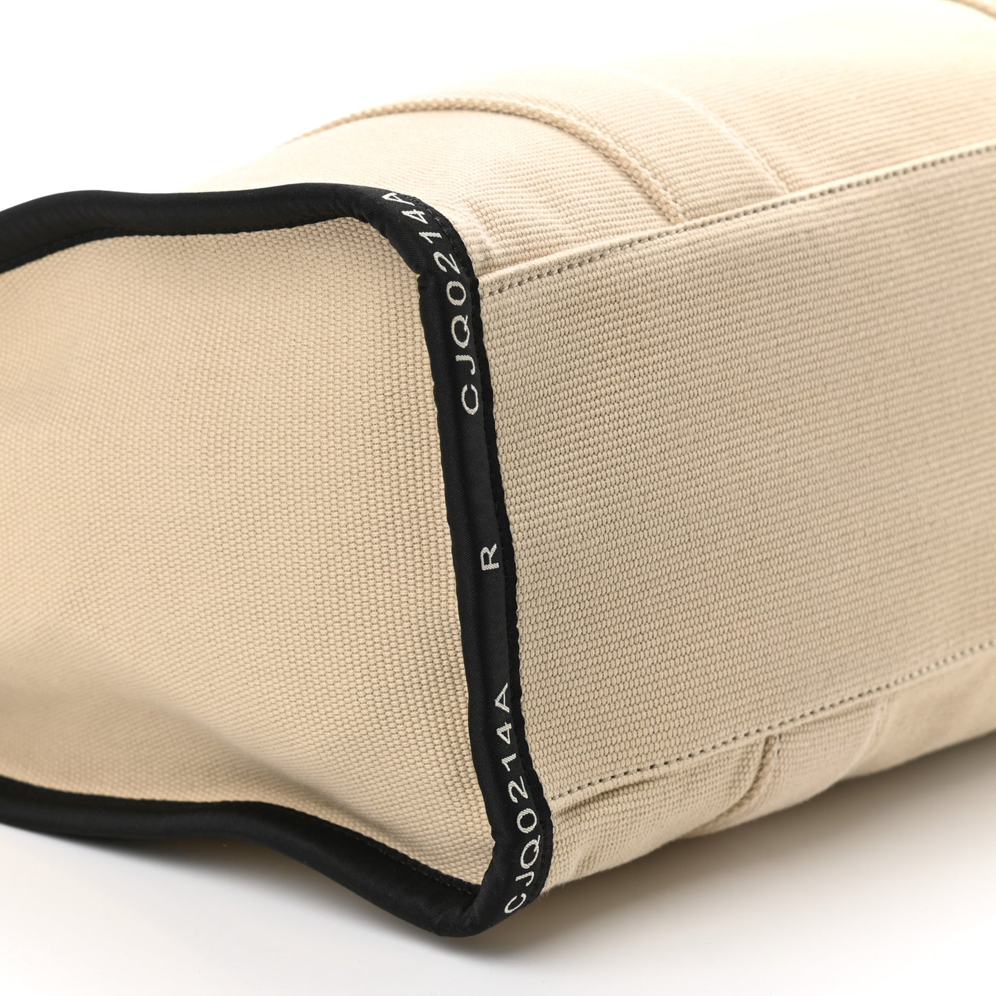 Jacquard Large The Traveler Tote Bag Warm Sand