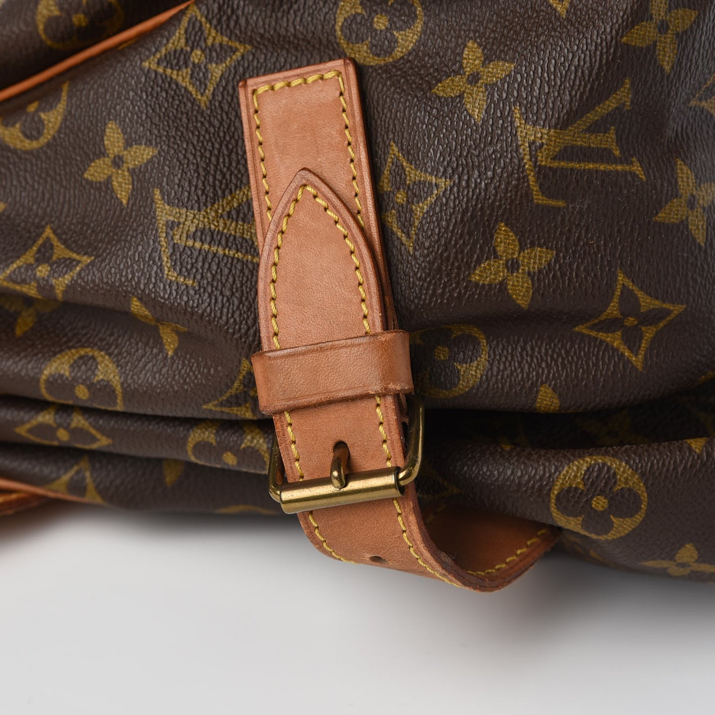 Monogram Saumur 43