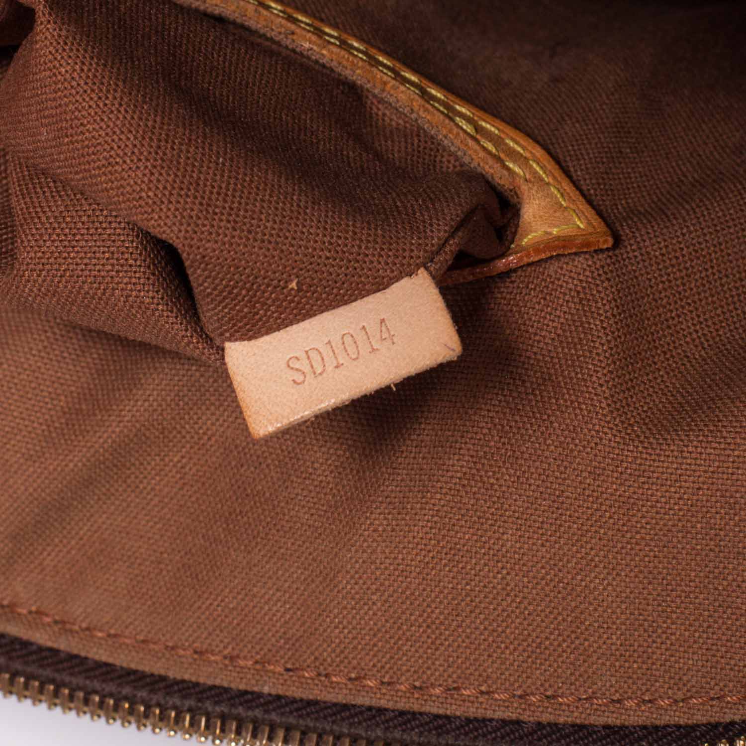 Louis Vuitton Monogram Alma 6 of 6