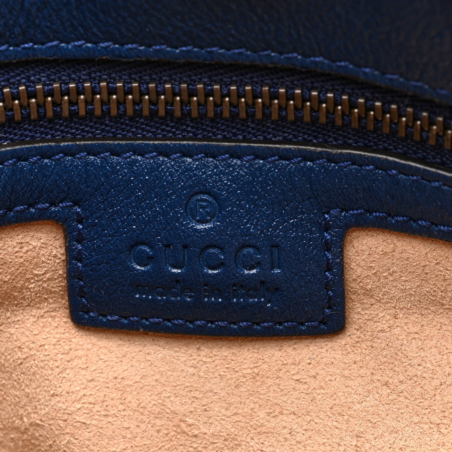 Gucci Softy Wonka Textured Dollar Calfskin Medium Diana Shoulder Bag Blue 6 of 9