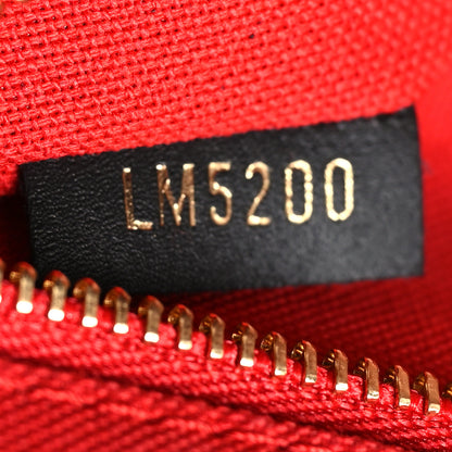 Louis Vuitton Reverse Monogram Giant Onthego MM 7 of 11