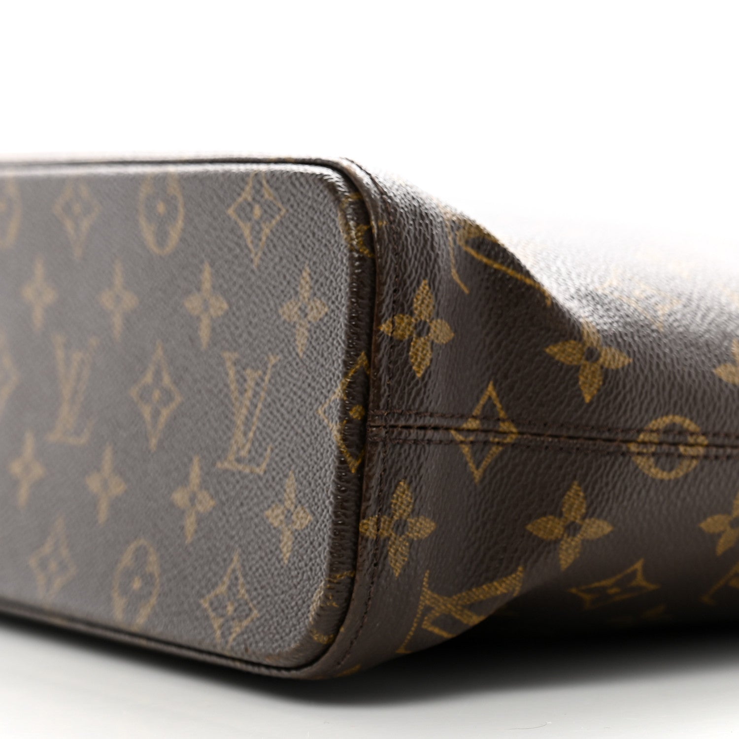 Louis Vuitton Monogram Luco 9 of 14